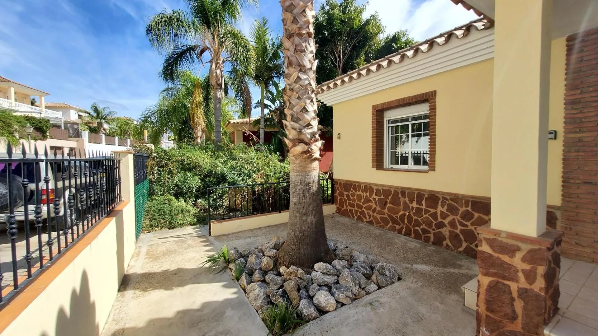 Casa Sunflower Villa Malaga